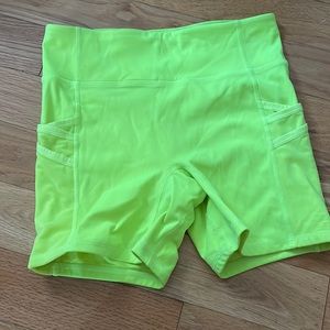 Biker/athletic shorts